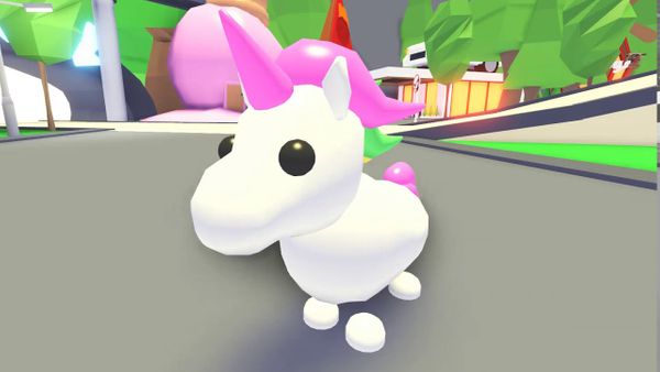 How to get a Unicorn in Adopt Me (in Roblox)